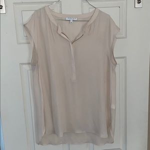 Sleeveless blouse